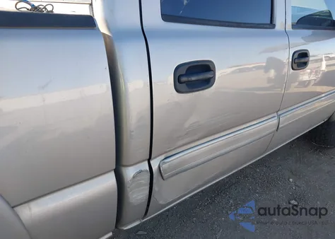 2004 Chevrolet Silverado 1500 Z71 z USA, uszkodzony, nr VIN 2GCEK13T841384647